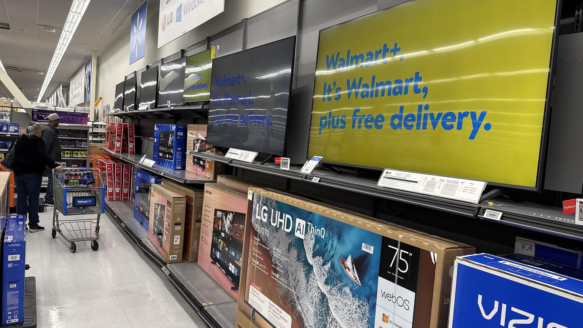 Отдел электроники в магазине Walmart в Сан-Леандро, Калифорния, США. Апрель 2025 года Отдел электроники в магазине Walmart в Сан-Леандро, Калифорния, США. Апрель 2025 года - РИА Новости, 1920, 12.04.2025