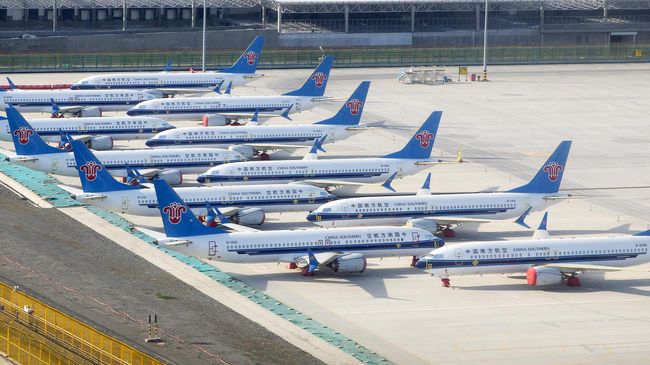 Самолеты Boeing 737 Max авиакомпании China Southern Airlines в международном аэропорту Дивопу в Урумчи