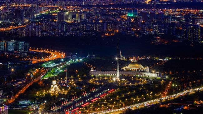 Парк Победы на Поклонной горе в Москве