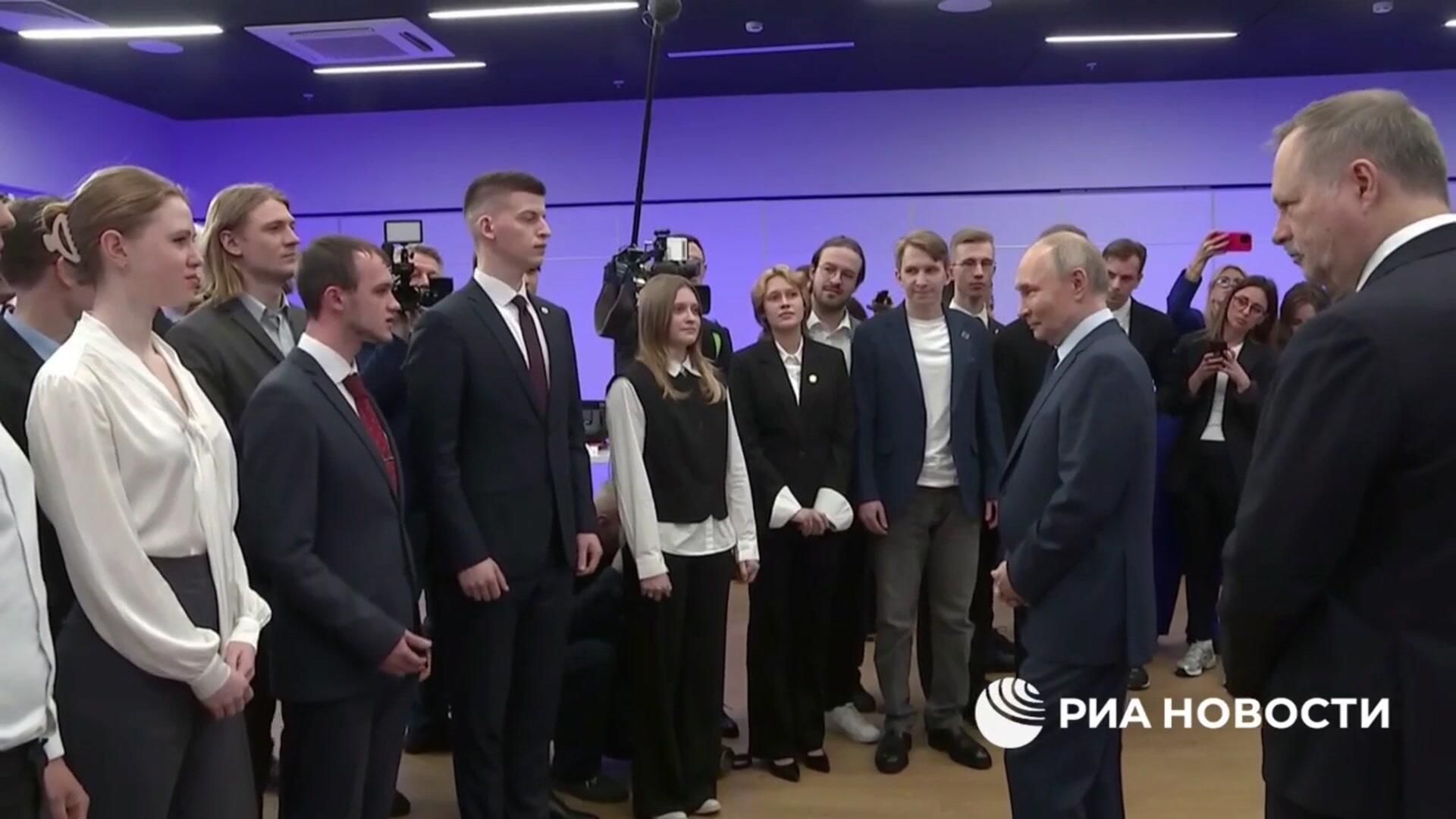 Путин о Марсе Путин о Марсе - РИА Новости, 1920, 16.04.2025