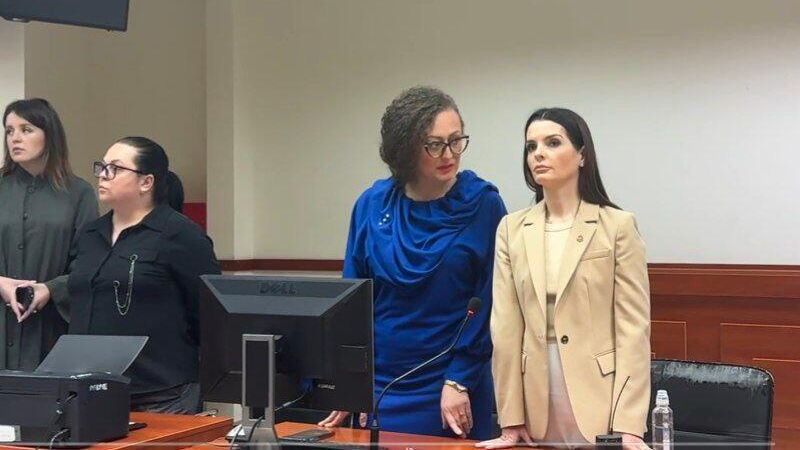 Глава Гагаузии Евгения Гуцул в зале суда Глава Гагаузии Евгения Гуцул в зале суда - РИА Новости, 1920, 23.04.2025