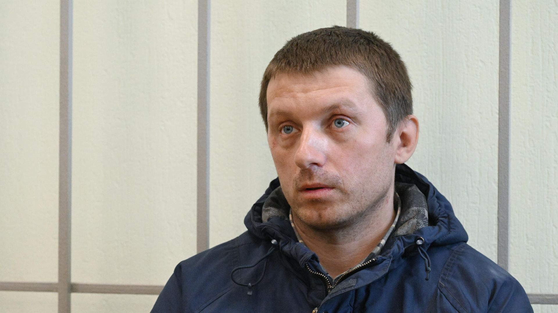 Житель Канска, задержанный по делу об издевательствах над несовершеннолетним Житель Канска, задержанный по делу об издевательствах над несовершеннолетним - РИА Новости, 1920, 18.04.2025