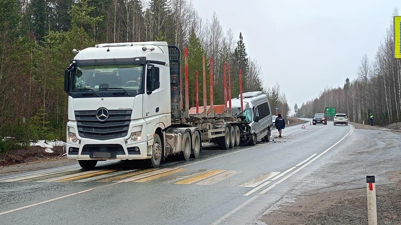 ДТП на 142 км автодороги Пермь – Березники в Пермском крае ДТП на 142 км автодороги Пермь – Березники в Пермском крае - РИА Новости, 1920, 18.04.2025