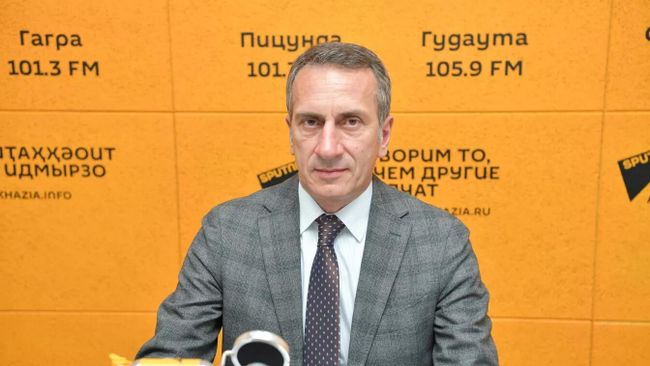 Олег Барциц