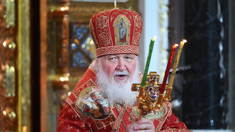 Патриарх Московский и всея Руси Кирилл на праздничном Пасхальном богослужении в храме Христа Спасителя в Москве Патриарх Московский и всея Руси Кирилл на праздничном Пасхальном богослужении в храме Христа Спасителя в Москве