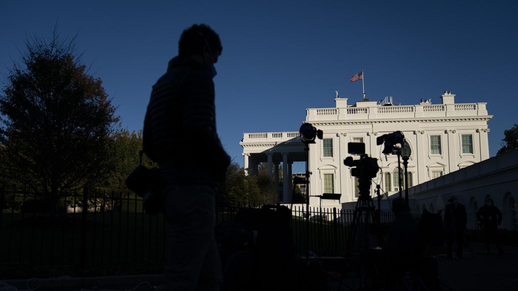 США проработали несколько вариантов решений по войне с Ираном, пишет Axios