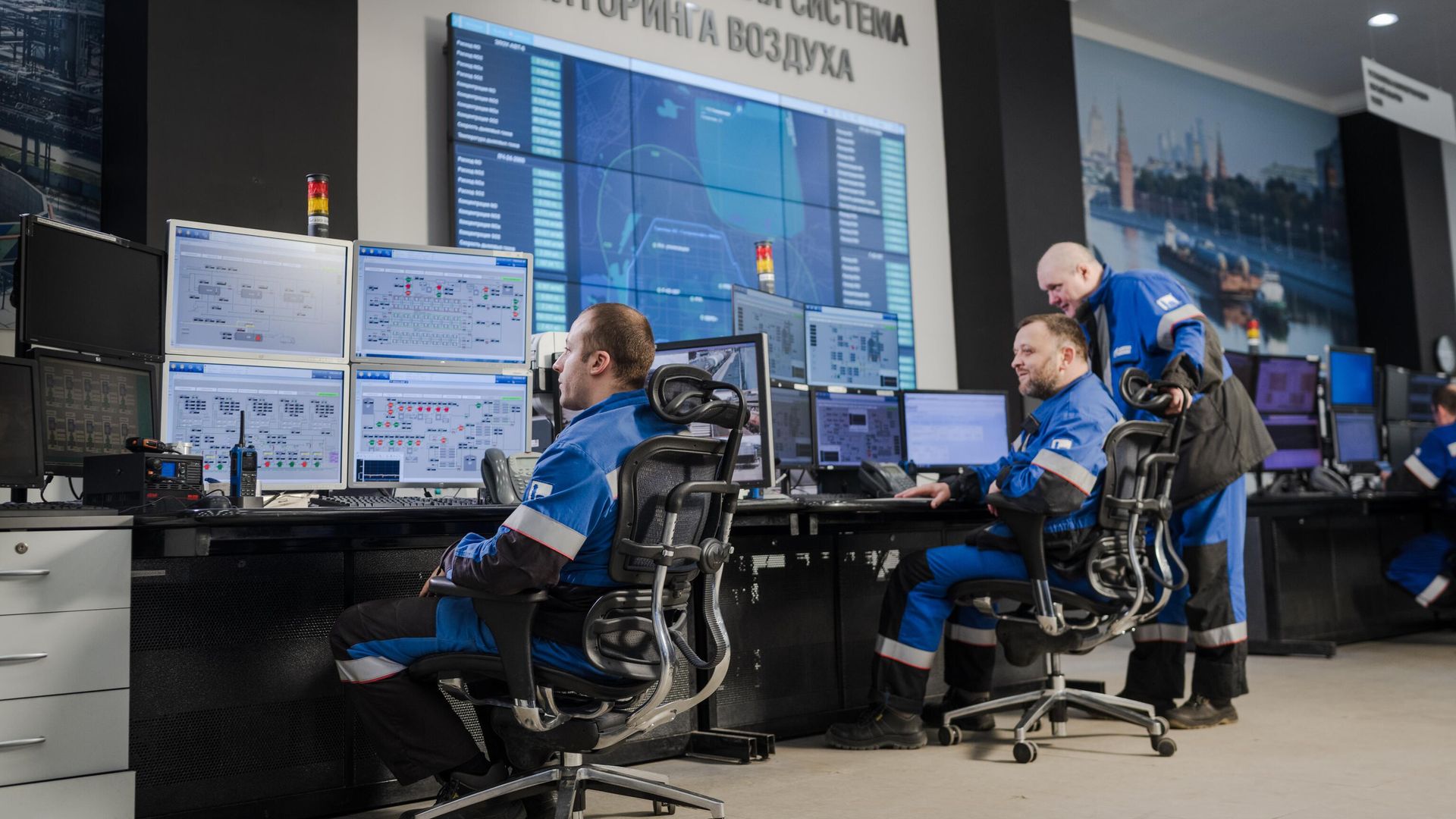 Московский НПЗ внедрил цифровое управление производства бензина - РИА Новости, 1920, 25.04.2025