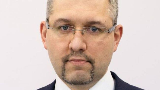 Максим Петров 