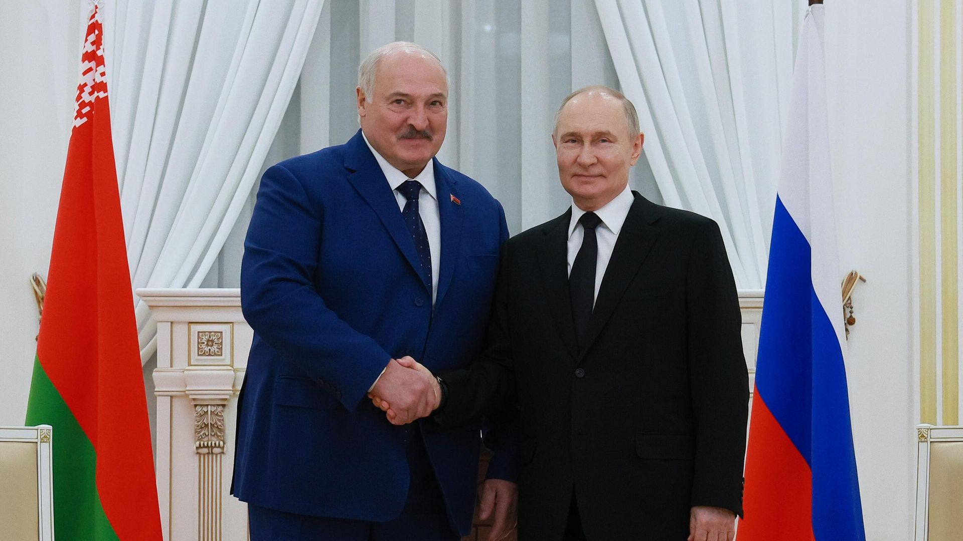 Александр Лукашенко и Владимир Путин Александр Лукашенко и Владимир Путин - РИА Новости, 1920, 03.07.2025