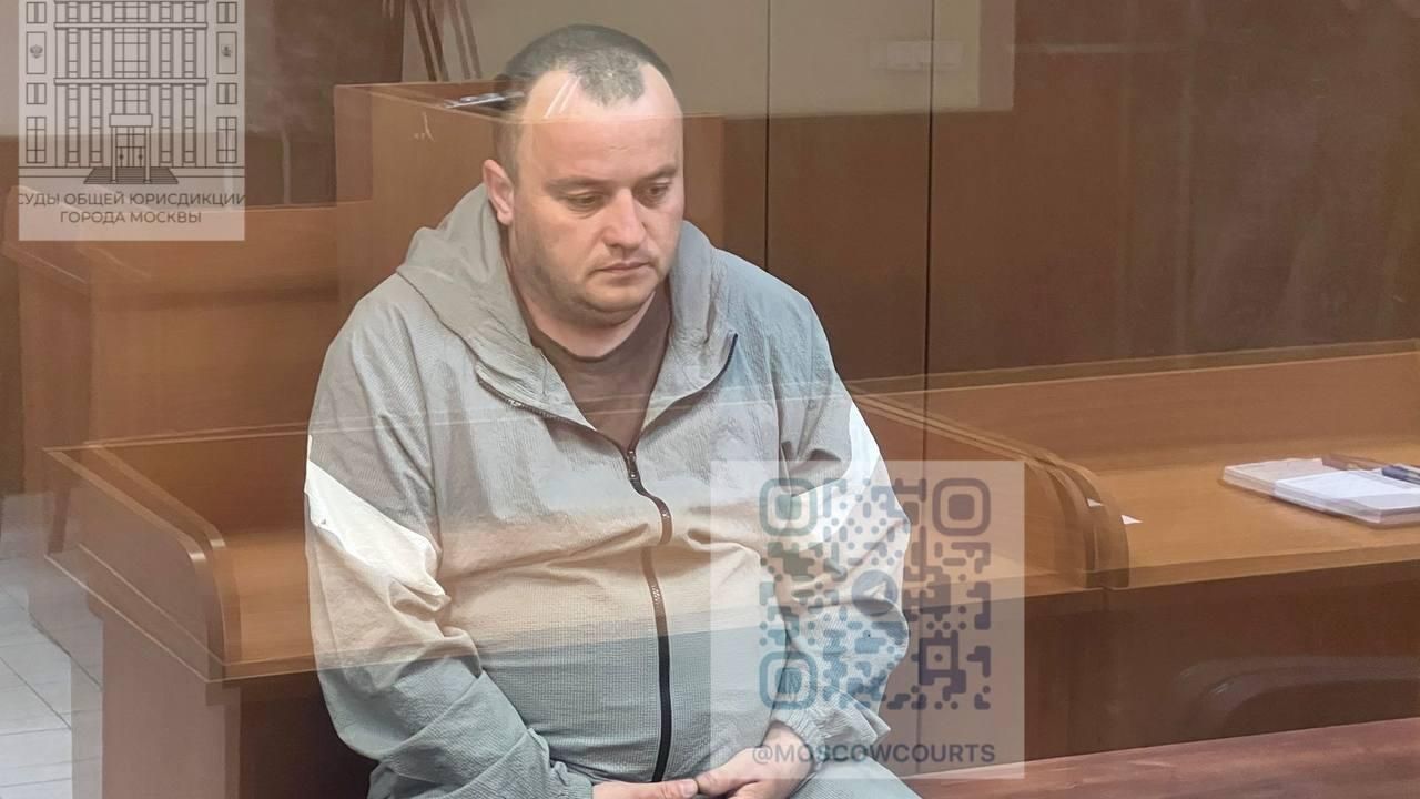 Владимир Шилонцев, обвиняемый в убийстве африканки Владимир Шилонцев, обвиняемый в убийстве африканки - РИА Новости, 1920, 29.04.2025