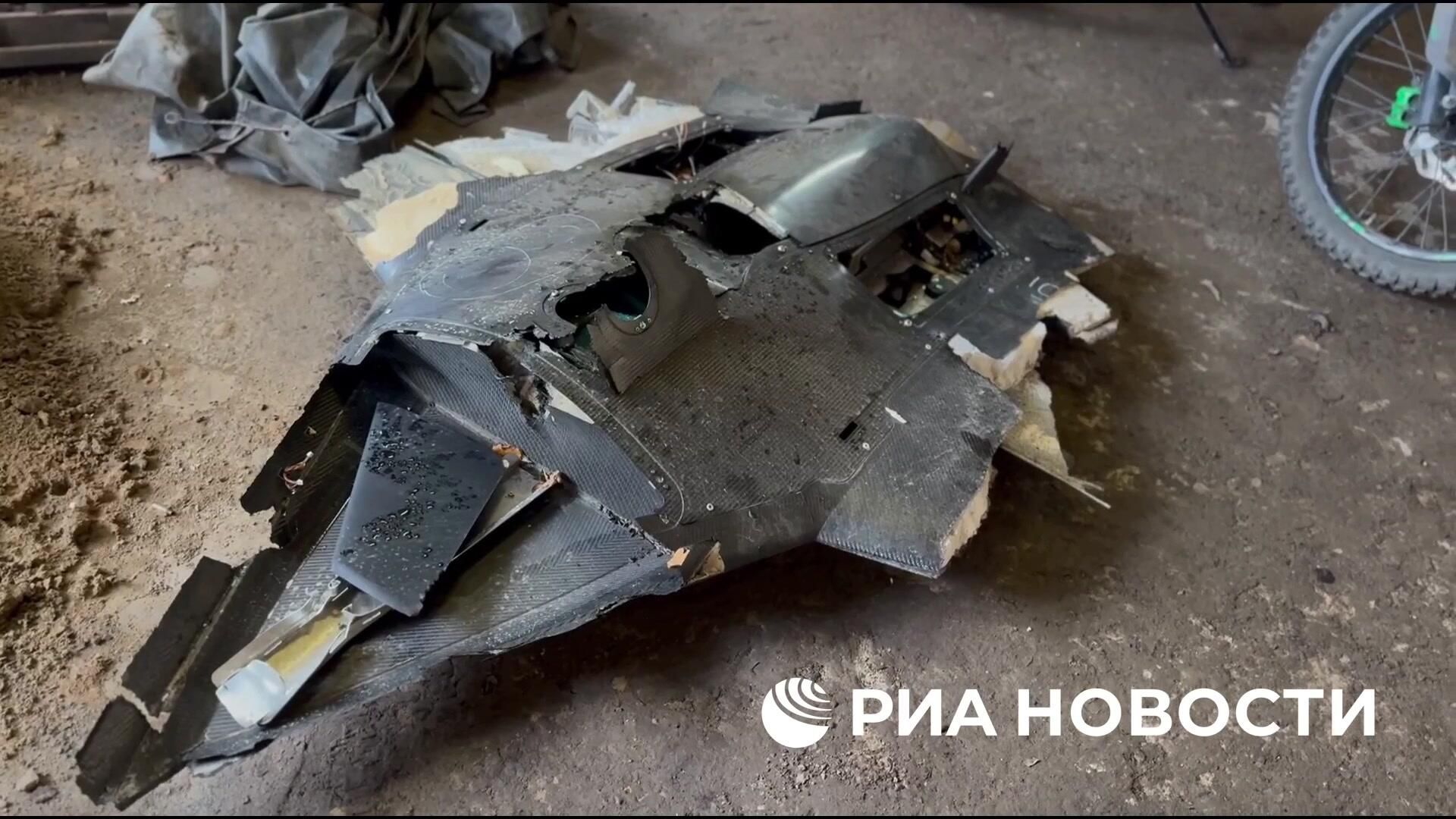 Российские бойцы перехватили новый реактивный дрон ВСУ, пытавшийся атаковать ЛНР Российские бойцы перехватили новый реактивный дрон ВСУ, пытавшийся атаковать ЛНР - РИА Новости, 1920, 30.04.2025