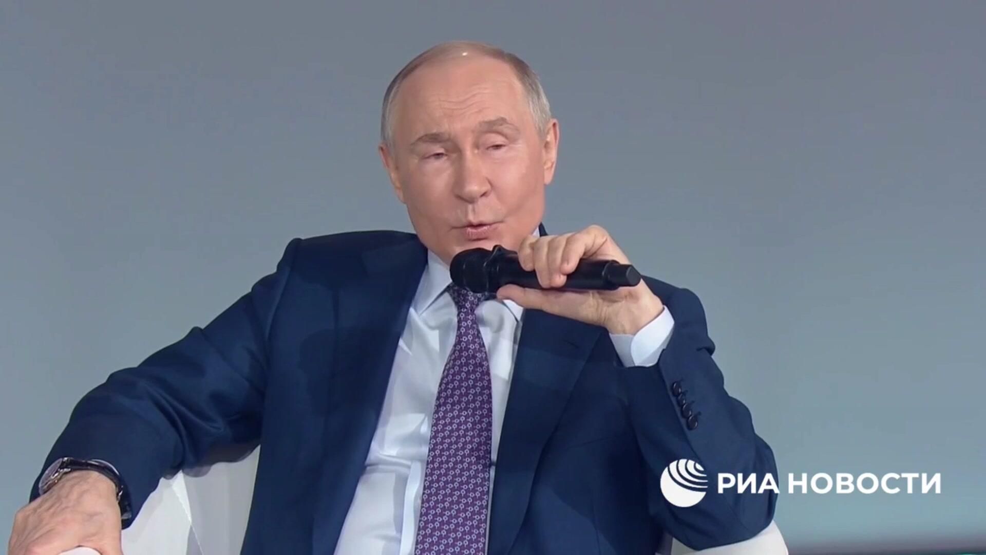 Путин о гражданах Франции, которые воюют в зоне СВО на стороне России Путин о гражданах Франции, которые воюют в зоне СВО на стороне России - РИА Новости, 1920, 30.04.2025