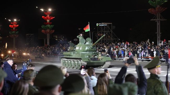 Первая генеральная репетиция военного парада в честь 80-летия Победы в Великой Отечественной войне в Минске. 2 мая 2025