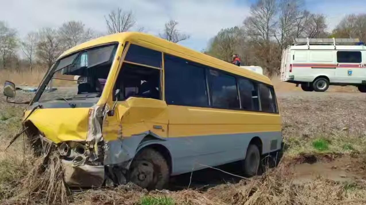 Место ДТП с автобусом в Спасском районе Приморья. 4 мая 2025 Место ДТП с автобусом в Спасском районе Приморья. 4 мая 2025 - РИА Новости, 1920, 04.05.2025