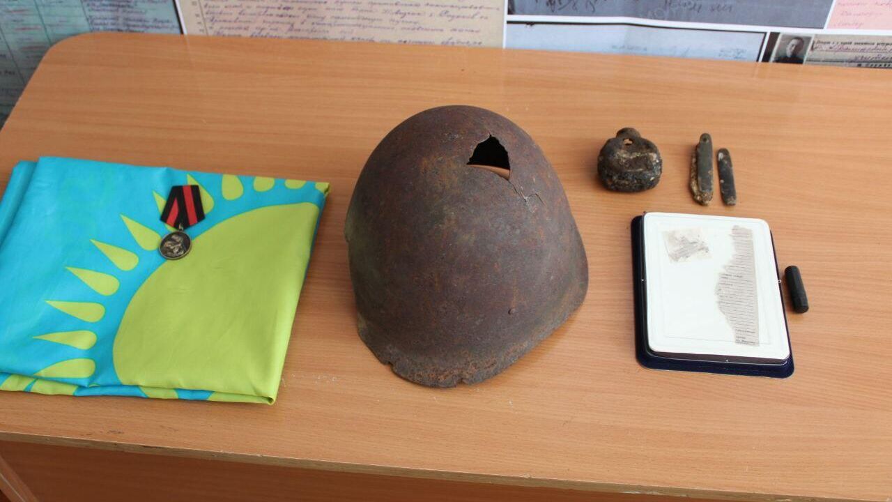 Останки погибшего в ВОВ солдата Оразгали Белюбаева захоронили в селе Зубаир в Казахстане - РИА Новости, 1920, 04.05.2025