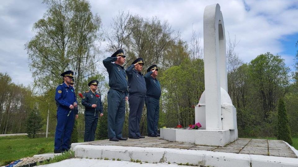 Офицеры из Казахстана посетили село Детчино Калужской области, где в годы Великой Отечественной войны сражалась сформированная в казахстанском Актобе 312-я стрелковая дивизия - РИА Новости, 1920, 04.05.2025