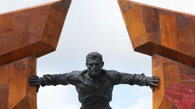 Мемориальный комплекс Курская битва в поселке Поныри
