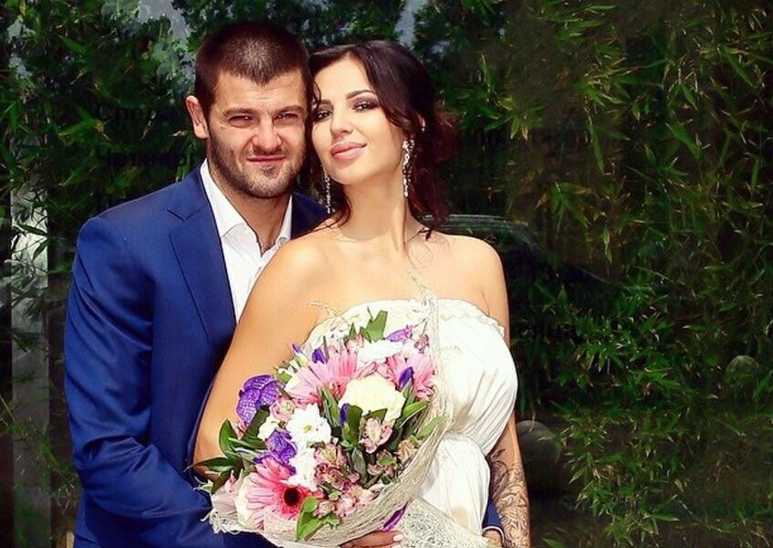 Александр Радулов и Дарья Дмитриева Александр Радулов и Дарья Дмитриева - РИА Новости, 1920, 07.05.2025