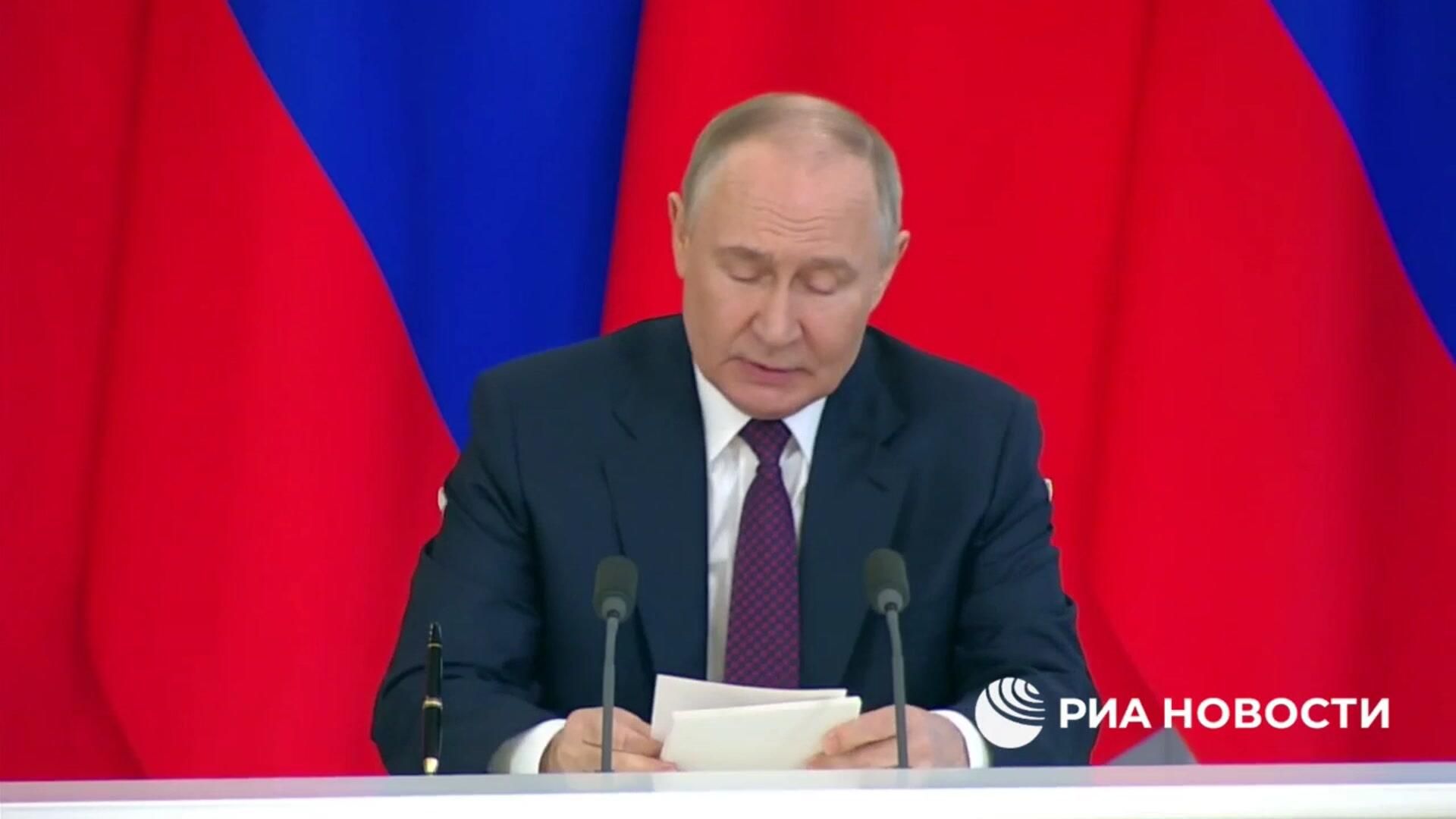 Путин: Переговоры России и Китая прошли в теплой, товарищеской атмосфере Путин: Переговоры России и Китая прошли в теплой, товарищеской атмосфере - РИА Новости, 1920, 08.05.2025