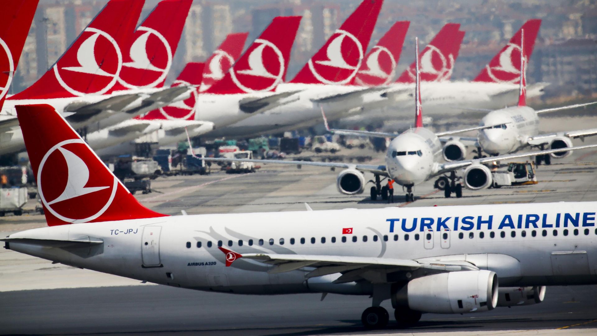 Самолеты Turkish Airlines Самолеты Turkish Airlines - РИА Новости, 1920, 09.05.2025