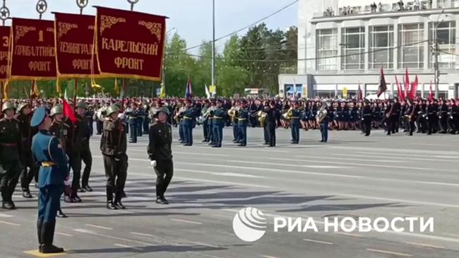 Военный парад в Новосибирске Военный парад в Новосибирске