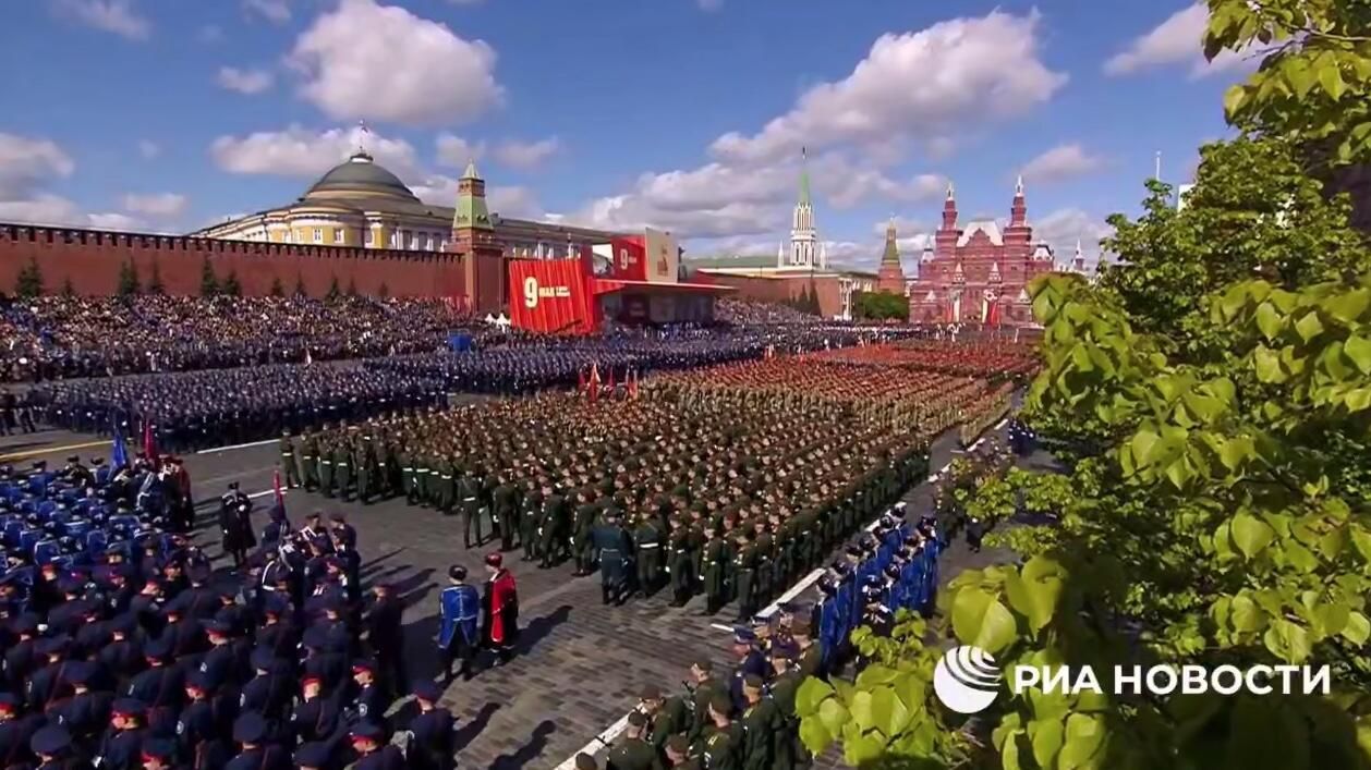 Обстановка на Красной площади Обстановка на Красной площади - РИА Новости, 1920, 09.05.2025