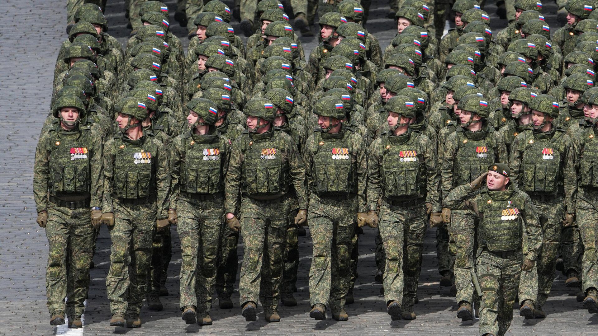 Парадный расчет военнослужащих - участников СВО на Красной площади в Москве на военном параде, посвященном 80-летию Победы в Великой Отечественной войне Парадный расчет военнослужащих - участников СВО на Красной площади в Москве на военном параде, посвященном 80-летию Победы в Великой Отечественной войне - РИА Новости, 1920, 08.05.2026