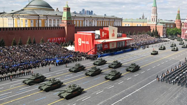 Танки Т-90М Прорыв на Красной площади в Москве Танки Т-90М Прорыв на Красной площади в Москве