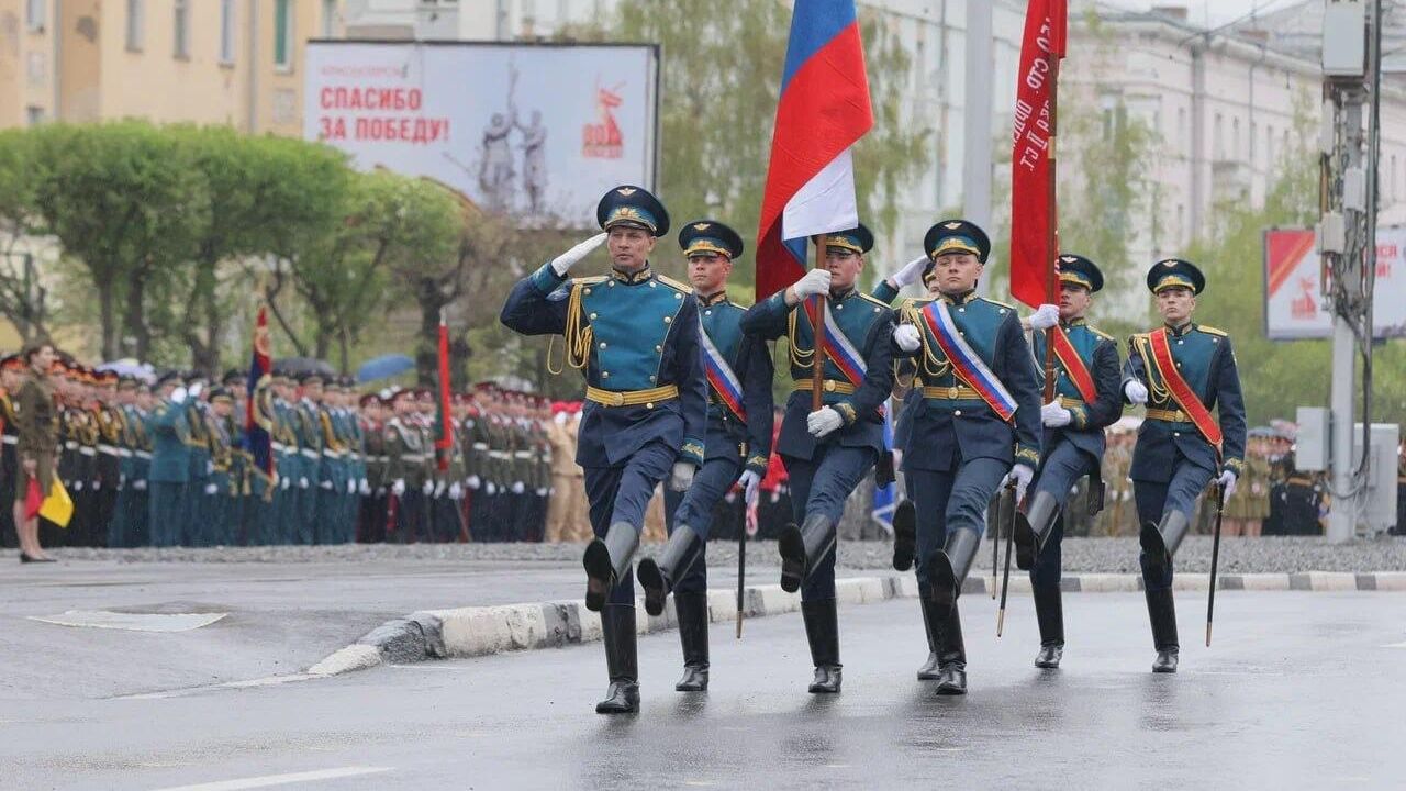 Военный парад в честь 80-й годовщины Победы в Великой Отечественной войне в Красноярске Военный парад в честь 80-й годовщины Победы в Великой Отечественной войне в Красноярске - РИА Новости, 1920, 09.05.2025
