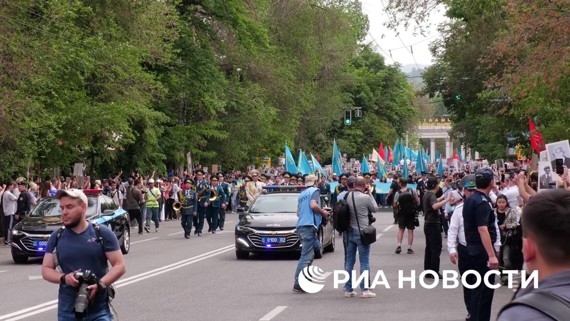 Памятное шествие Поклонимся героям в Алма-Ате Памятное шествие Поклонимся героям в Алма-Ате - РИА Новости, 1920, 09.05.2025