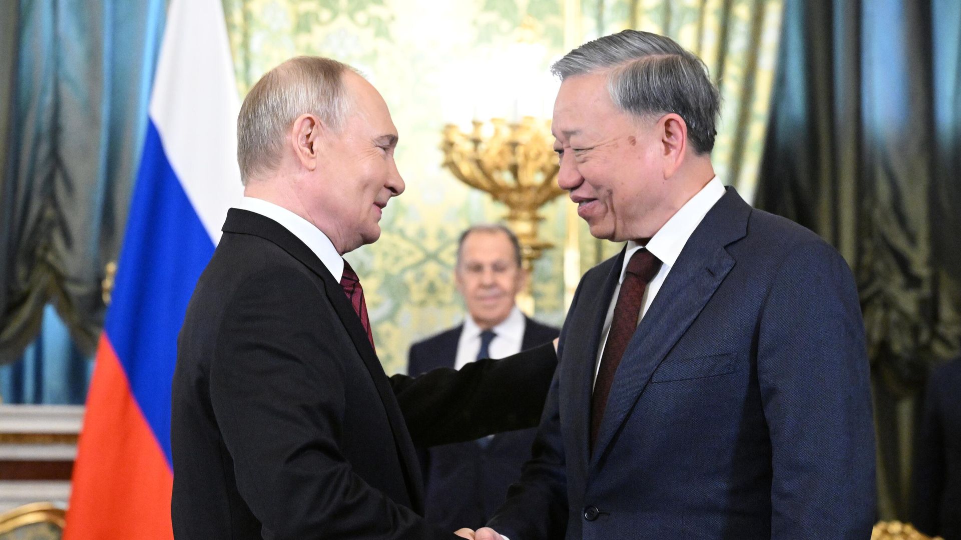 Президент России Владимир Путин и генеральный секретарь Коммунистической партии Вьетнама То Лам во время встречи Президент России Владимир Путин и генеральный секретарь Коммунистической партии Вьетнама То Лам во время встречи - РИА Новости, 1920, 10.05.2025