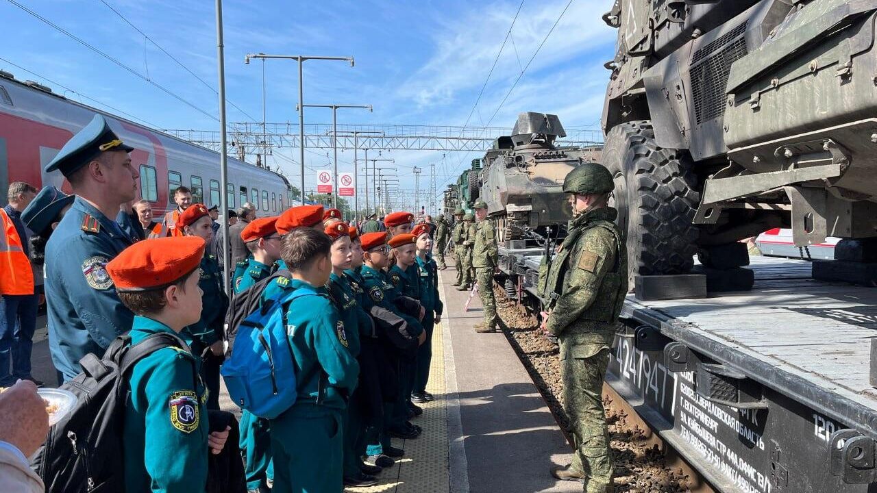 Агитпоезд Минобороны России Единство в памяти. Сила в подвиге - РИА Новости, 1920, 14.05.2025