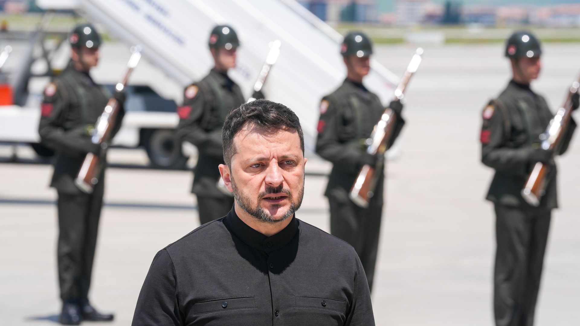 Владимир Зеленский в Анкаре. 15 мая 2025 Владимир Зеленский в Анкаре. 15 мая 2025 - РИА Новости, 1920, 15.05.2025