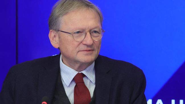 Председатель российской части Российско-Китайского комитета мира, дружбы и развития Борис Титов
