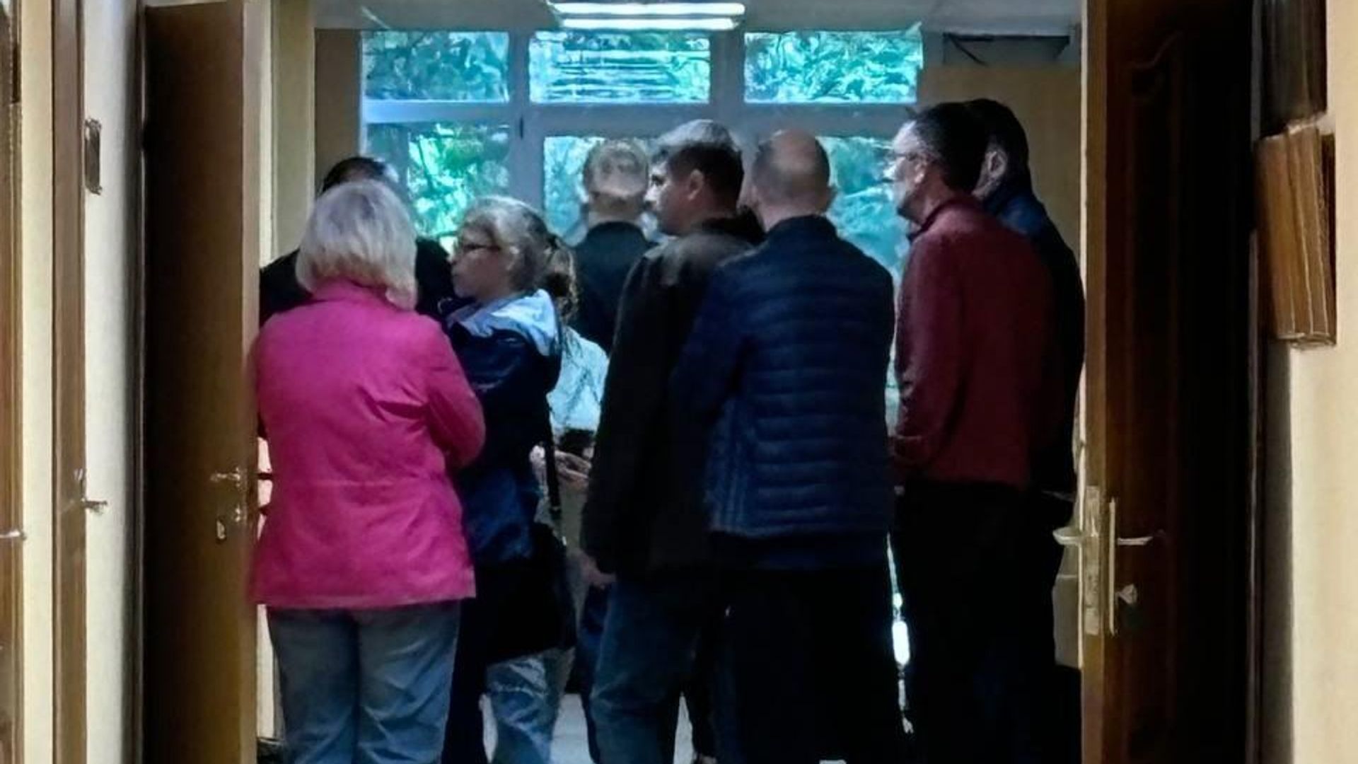 Представители полиции и СУСК провели следственные действия в редакции ивановского телеканала Барс Представители полиции и СУСК провели следственные действия в редакции ивановского телеканала Барс - РИА Новости, 1920, 20.05.2025