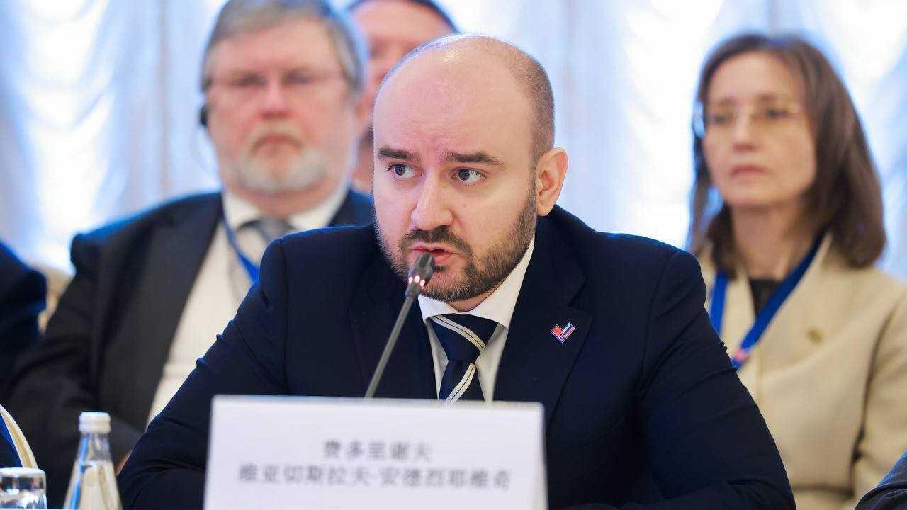 Губернатор Самарской области Вячеслав Федорищев Губернатор Самарской области Вячеслав Федорищев - РИА Новости, 1920, 05.11.2025