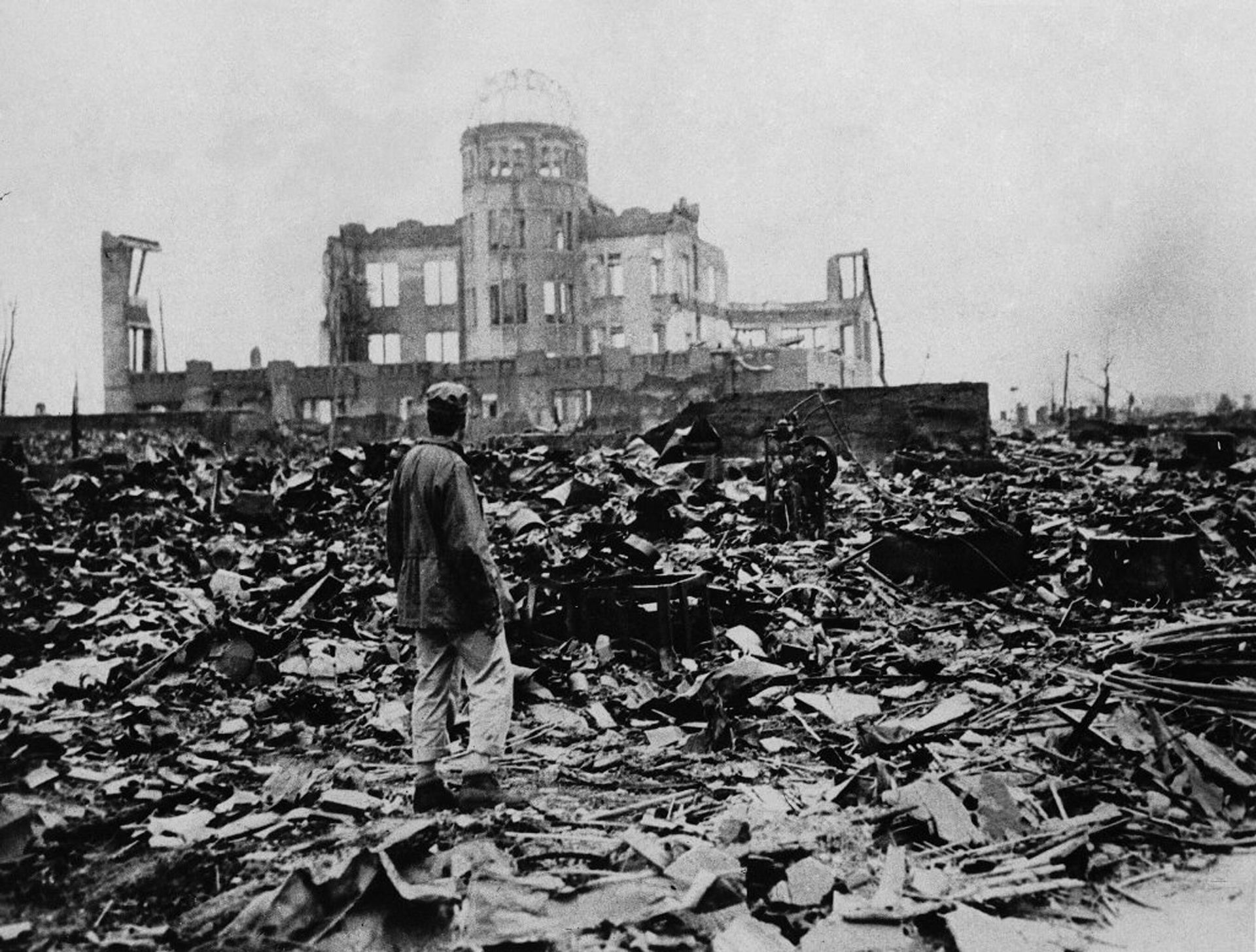 Последствия взрыва атомной бомбы в Хиросиме, Япония, 1945 год Последствия взрыва атомной бомбы в Хиросиме, Япония, 1945 год - РИА Новости, 1920, 21.05.2025
