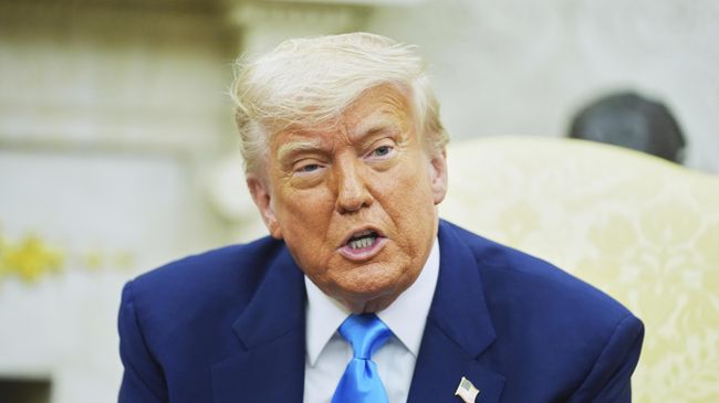 Президент США Дональд Трамп во время встречи с президентом ЮАР Сирилом Рамафосой в Белом доме