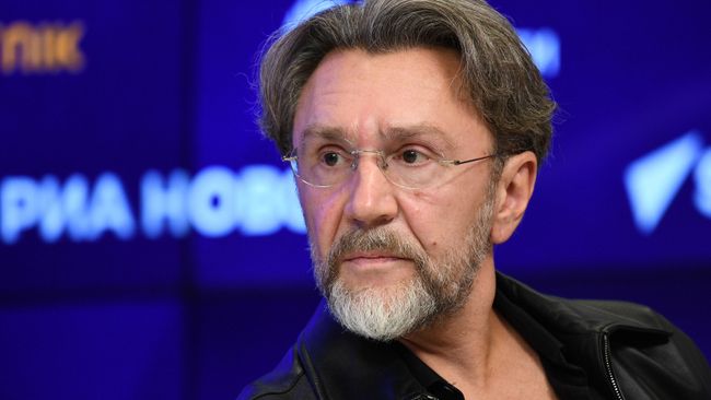 Сергей Шнуров