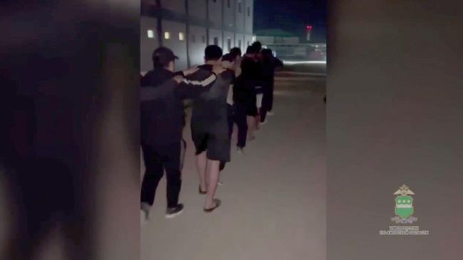 Граждане Узбекистана, которые участвовали в массовой драке во время футбольного матча на школьном стадионе в Амурской области