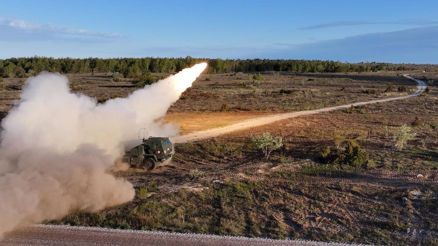 Стрельба из американской РСЗО HIMARS на шведском острове Готланд во время учений НАТО - РИА Новости, 1920, 27.05.2025
