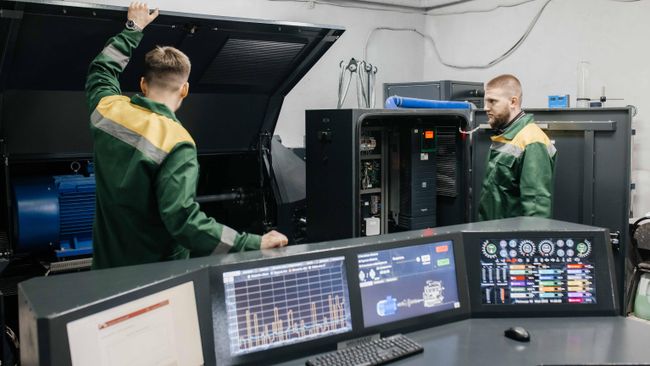 Стенд с двигателем внутреннего сгорания для испытаний альтернативного жидкого топлива Стенд с двигателем внутреннего сгорания для испытаний альтернативного жидкого топлива