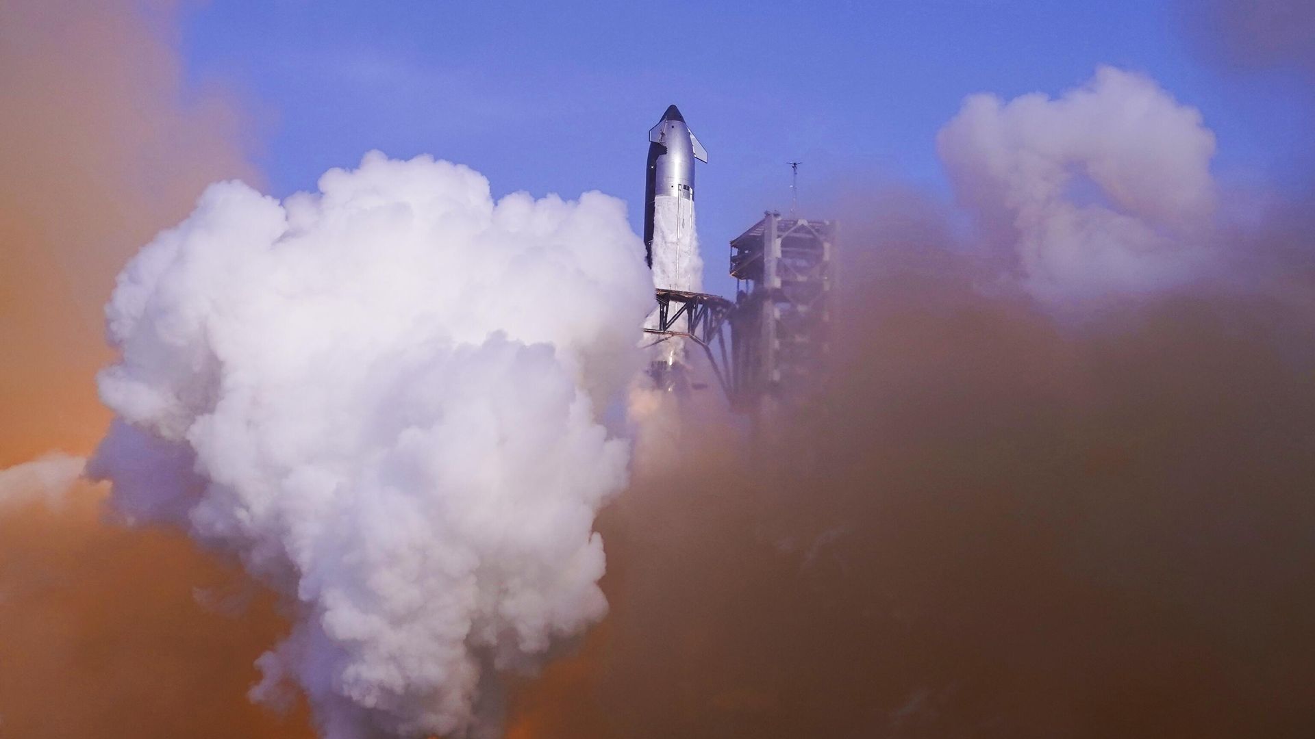 Пуск ракеты Starship американской компании SpaceX в Техасе. 27 мая 2025 Пуск ракеты Starship американской компании SpaceX в Техасе. 27 мая 2025 - РИА Новости, 1920, 28.05.2025