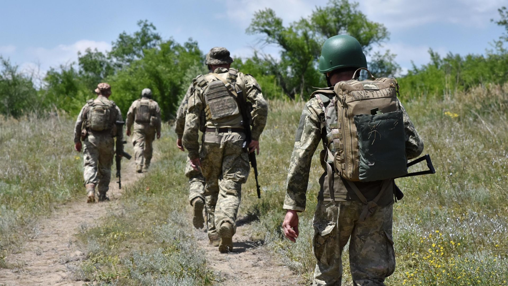Украинские военные Украинские военные - РИА Новости, 1920, 28.05.2025