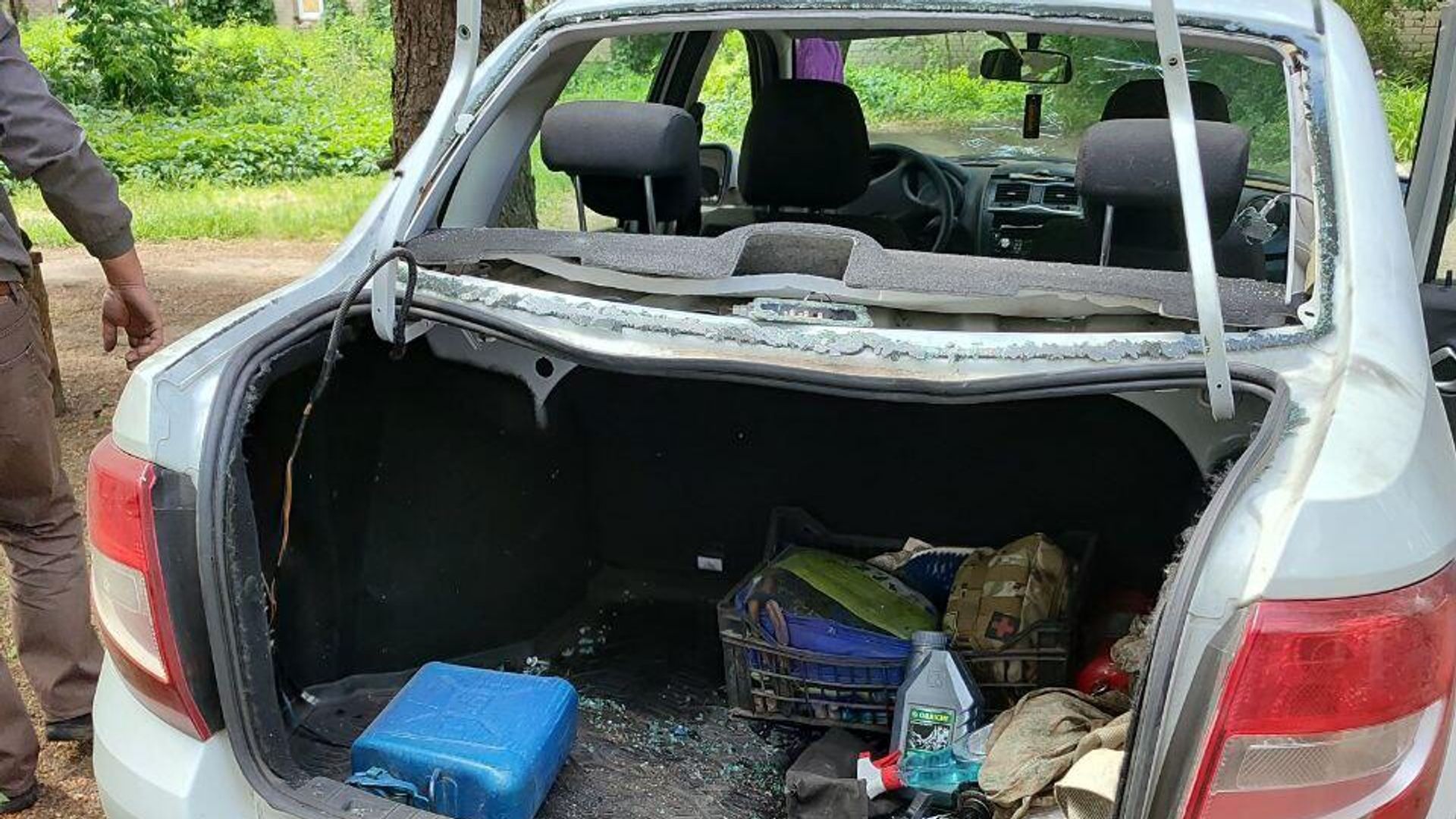 Последствия атаки дронов ВСУ на автомобиль больницы в ЛНР Последствия атаки дронов ВСУ на автомобиль больницы в ЛНР - РИА Новости, 1920, 28.05.2025