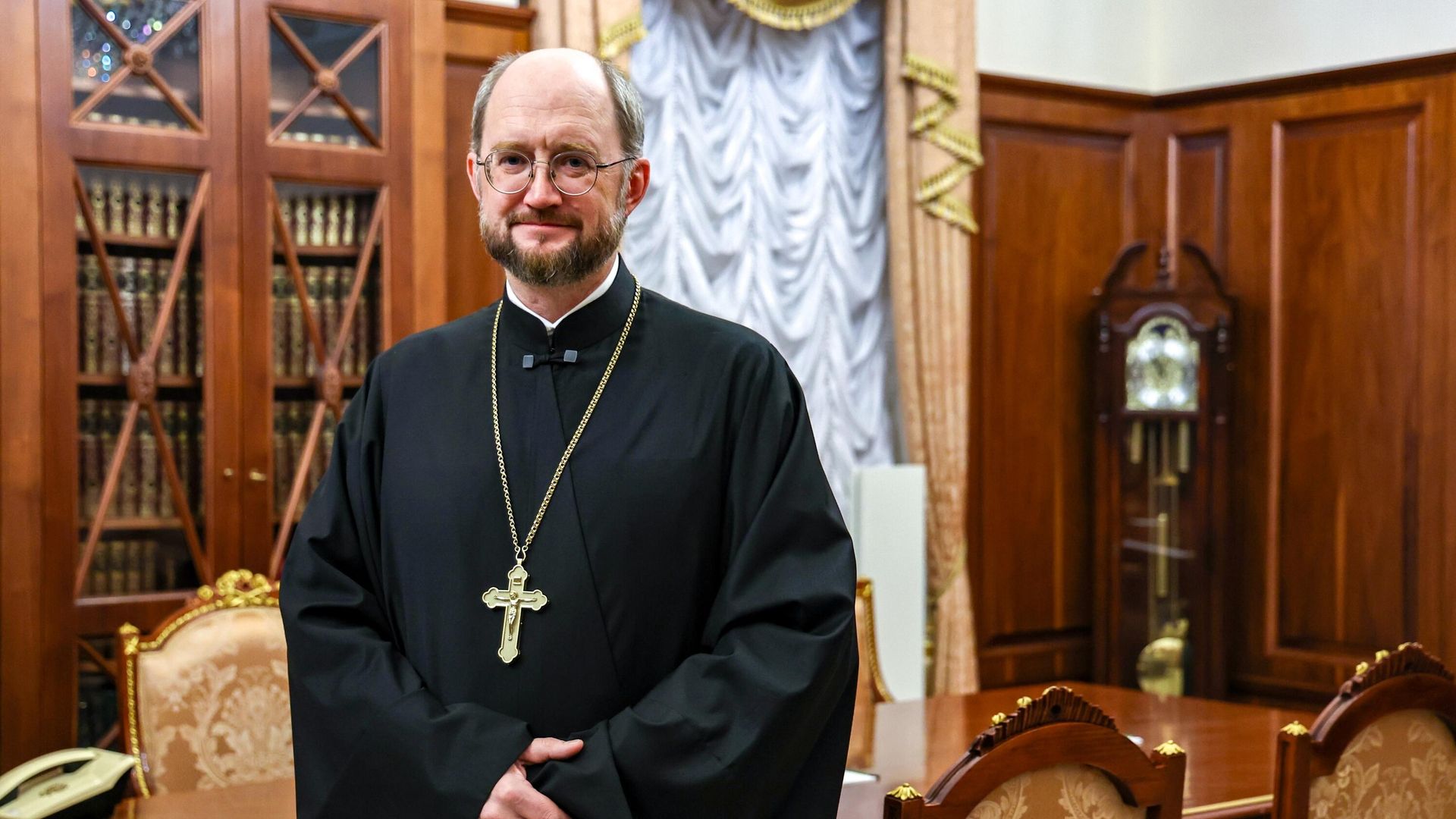 Председатель правления Фонда Круг добра протоиерей Александр Ткаченко во время встречи с президентом РФ Владимиром Путиным - РИА Новости, 1920, 30.05.2025