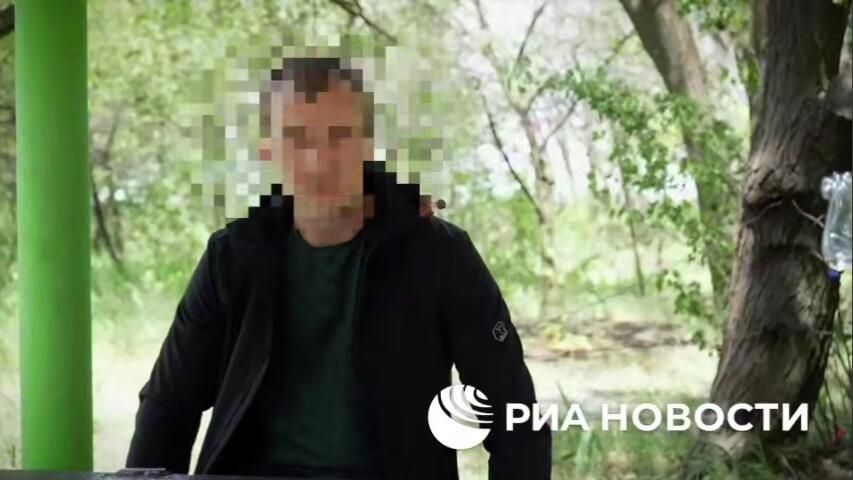 Супруг жительницы Селидово (ДНР), вынужденной уехать из дом, так как контролируемые киевским режимом организации угрожали отобрать у нее детей Супруг жительницы Селидово (ДНР), вынужденной уехать из дом, так как контролируемые киевским режимом организации угрожали отобрать у нее детей - РИА Новости, 1920, 01.06.2025