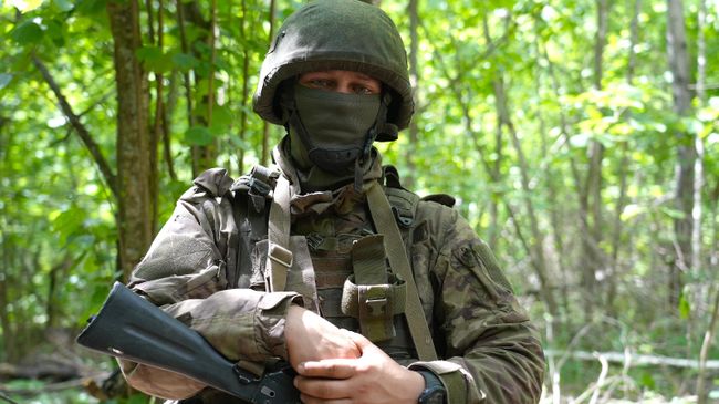 Штурмовик 155 бригады морской пехоты ТОФ с позывным Монах Штурмовик 155 бригады морской пехоты ТОФ с позывным Монах