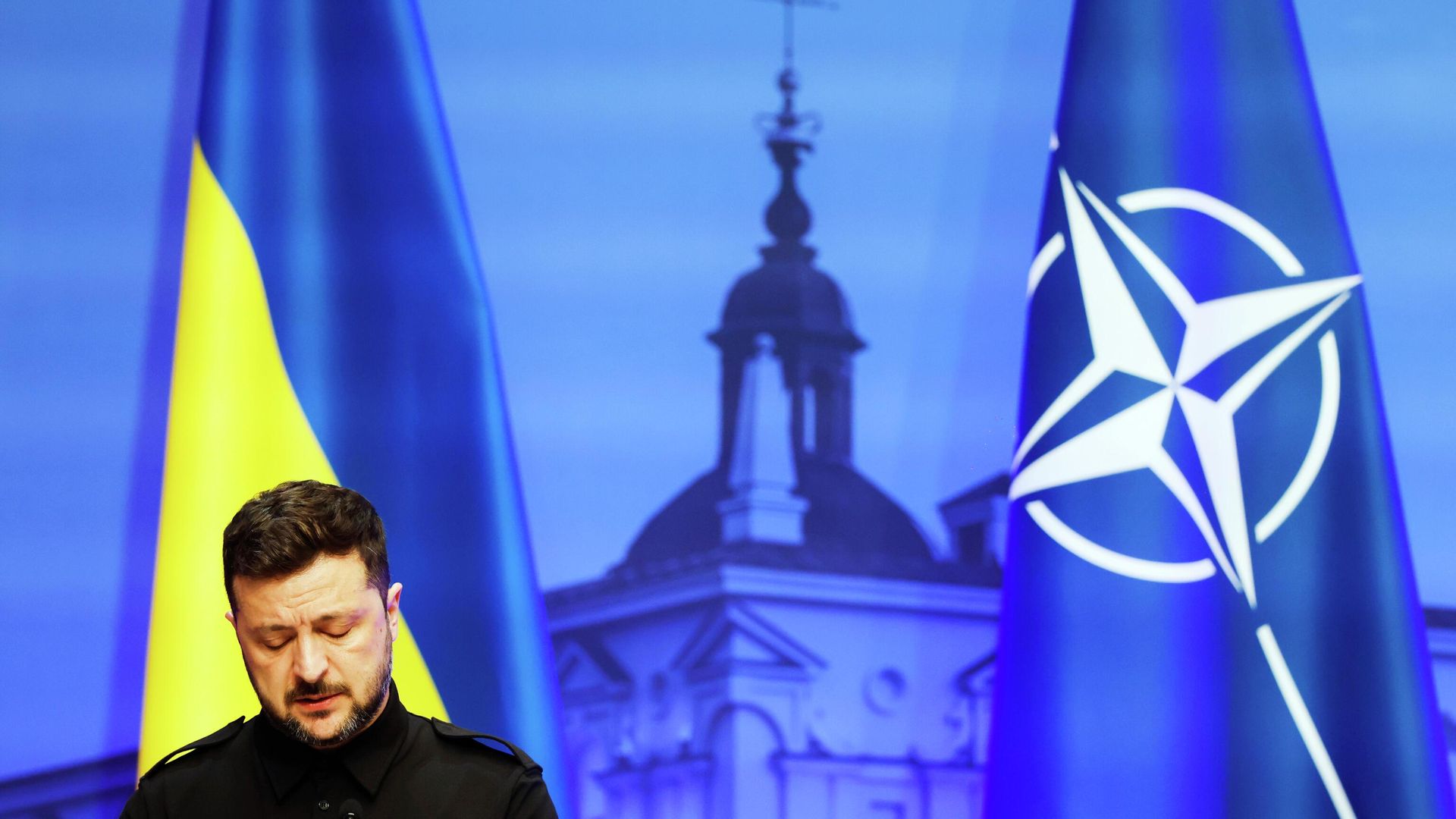 Владимир Зеленский в Вильнюсе Владимир Зеленский в Вильнюсе - РИА Новости, 1920, 21.12.2025