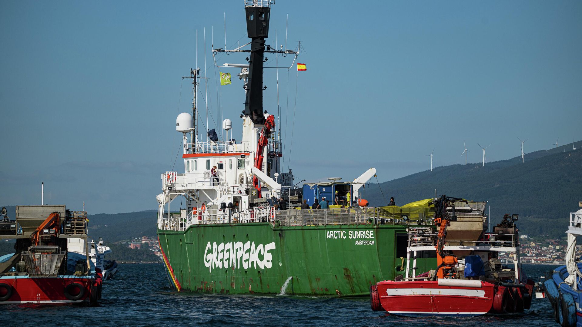 Корабль природоохранной организации Greenpeace - РИА Новости, 1920, 04.06.2025